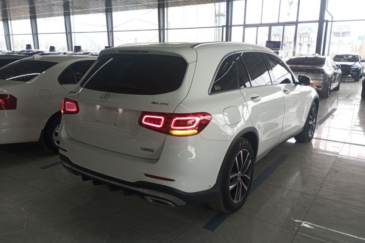 Used Mercedes-Benz GLC 2022 Facelift GLC 260 L 4MATIC Luxury Edition Rear Right 45 Deg