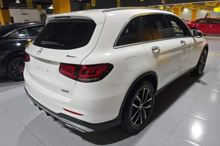 Used Mercedes-Benz GLC 2022 Second Facelift GLC 260 L 4MATIC Luxury Edition Rear Right 45 Deg
