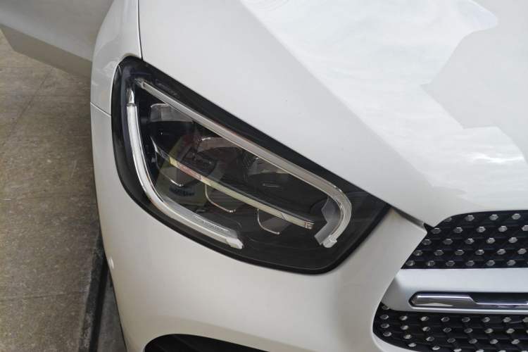 Used Mercedes-Benz GLC 2022 Refreshed GLC 300 L 4MATIC Dynamic Edition Prestige Version Right Front Headlight