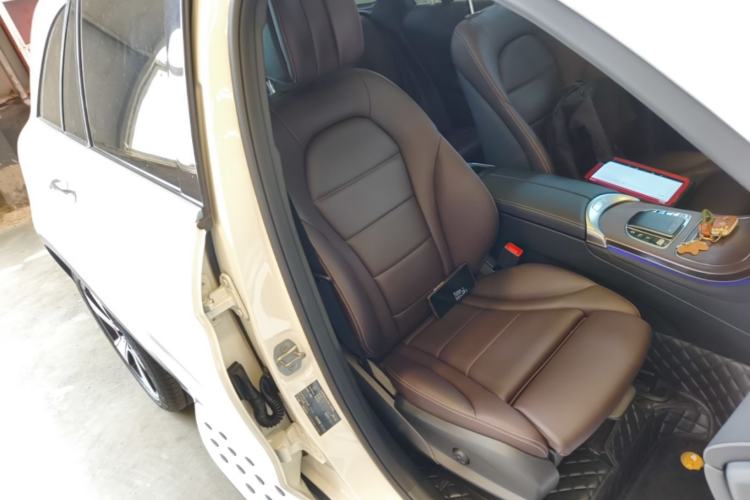 Used Mercedes-Benz GLC 2022 Refreshed GLC 300 L 4MATIC Dynamic Edition Prestige Version Right Front Seat