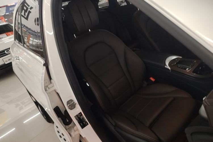 Used Mercedes-Benz GLC 2022 Refreshed GLC 300 L 4MATIC Dynamic Edition Prestige Version Right Front Seat