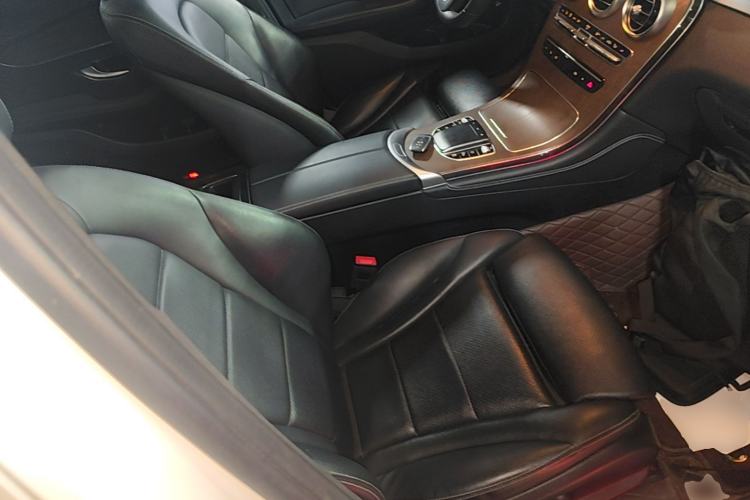 Used Mercedes-Benz GLC 2022 GLC 260 L 4MATIC Luxury Model Right Front Seat
