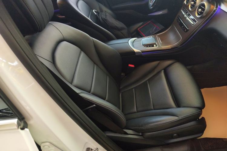 Used Mercedes-Benz GLC 2022 GLC 260 L 4MATIC Luxury Model Right Front Seat