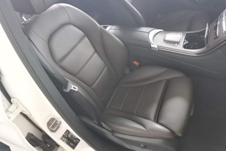 Used Mercedes-Benz GLC 2022 Refreshed GLC 300 L 4MATIC Dynamic Edition Prestige Version Right Front Seat
