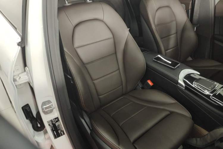 Used Mercedes-Benz GLC 2022 Facelifted GLC 260 L 4MATIC Dynamic Edition Right Front Seat