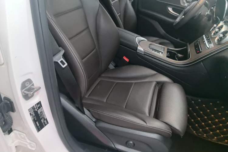 Used Mercedes-Benz GLC 2022 GLC 300 L 4MATIC Dynamic Edition Prestige Model Right Front Seat