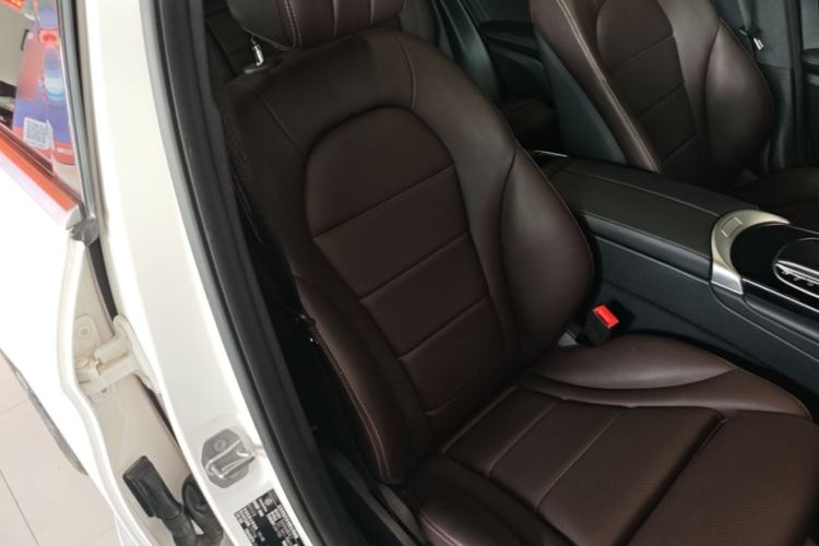 Used Mercedes-Benz GLC 2022 Facelifted GLC 260 L 4MATIC Dynamic Edition Right Front Seat