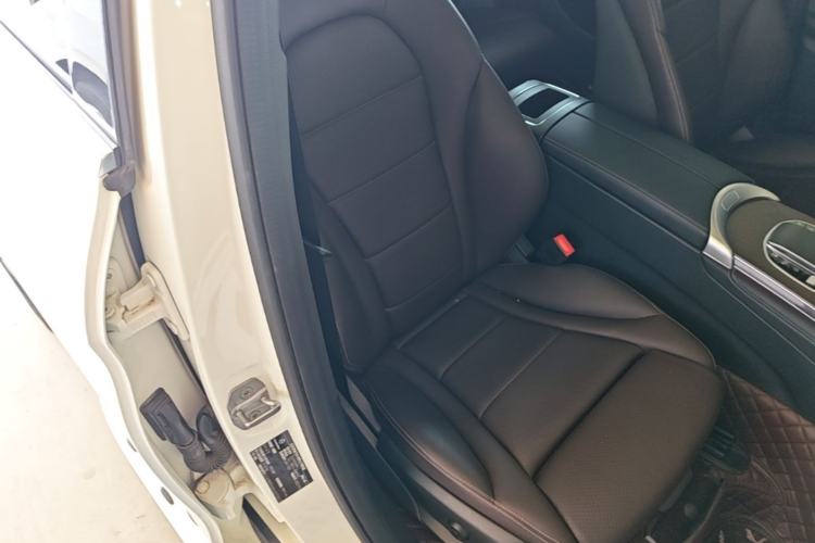 Used Mercedes-Benz GLC 2022 GLC 300 L 4MATIC Dynamic Edition Prestige Model Right Front Seat
