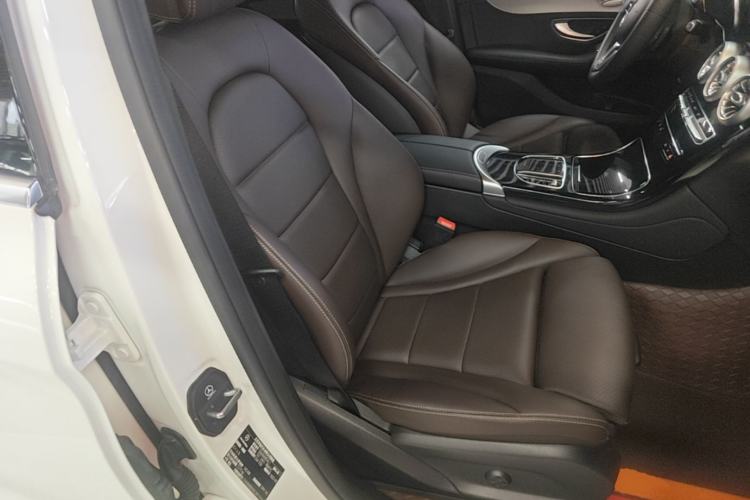 Used Mercedes-Benz GLC 2022 Facelifted GLC 260 L 4MATIC Dynamic Edition Right Front Seat