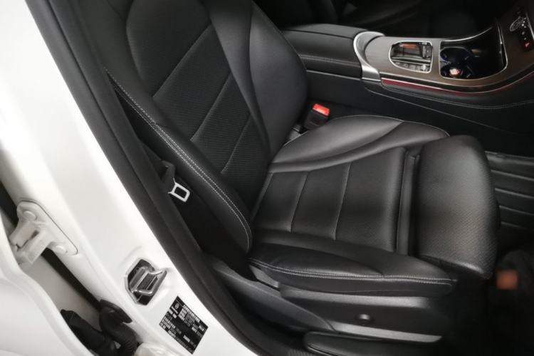 Used Mercedes-Benz GLC 2022 Refreshed GLC 300 L 4MATIC Dynamic Edition Right Front Seat