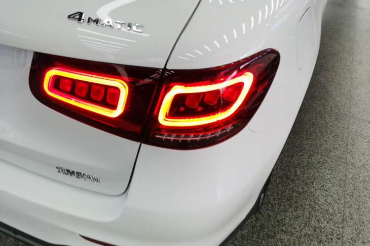 Used Mercedes-Benz GLC 2022 Facelift GLC 260 L 4MATIC Luxury Edition Right Rear Taillight