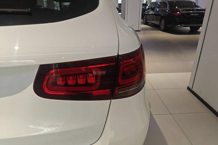 Used Mercedes-Benz GLC 2022 Refreshed GLC 300 L 4MATIC Dynamic Edition Prestige Version Right Rear Taillight