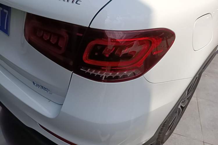Used Mercedes-Benz GLC 2022 Second Facelift GLC 260 L 4MATIC Luxury Edition Right Rear Taillight