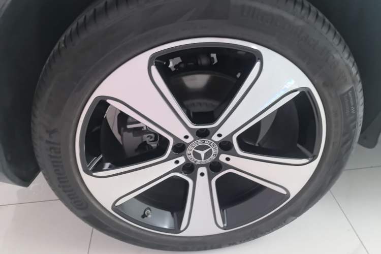 Used Mercedes-Benz GLC 2022 GLC 300 L 4MATIC Dynamic Edition Prestige Model Right Rear Wheel Hub