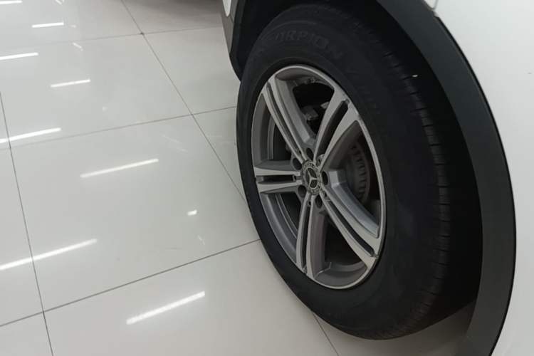 Used Mercedes-Benz GLC 2022 GLC 260 L 4MATIC Dynamic Edition Right Rear Wheel Hub