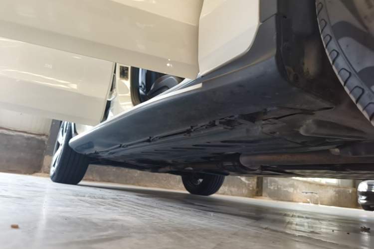 Used Mercedes-Benz GLC 2022 Refreshed GLC 300 L 4MATIC Dynamic Edition Prestige Version Right Side Sill