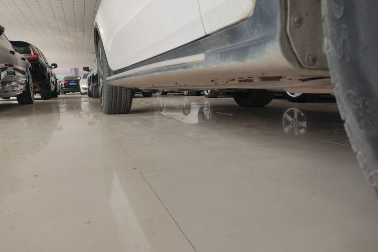 Used Mercedes-Benz GLC 2022 Facelifted GLC 300 L 4MATIC Luxury Edition Right Side Sill