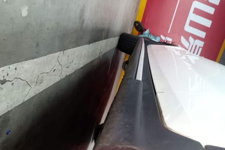 Used Mercedes-Benz GLC 2022 Facelifted GLC 260 L 4MATIC Dynamic Edition Right Side Sill