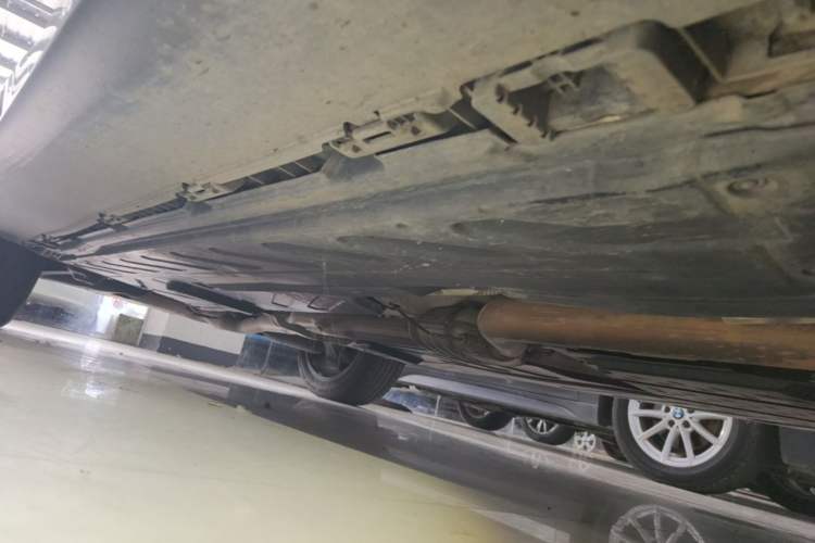 Used Mercedes-Benz GLC 2022 Facelift GLC 300 L 4MATIC Luxury Edition Right Side Sill