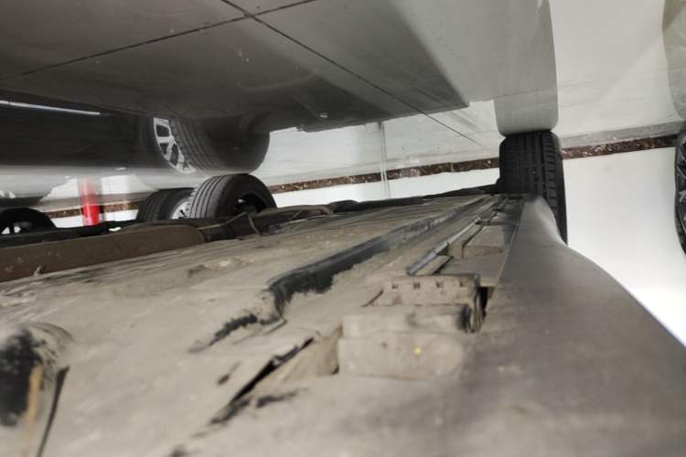 Used Mercedes-Benz GLC 2022 Facelifted GLC 260 L 4MATIC Dynamic Edition Right Side Sill