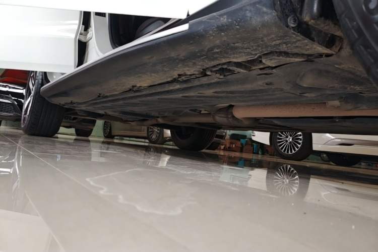 Used Mercedes-Benz GLC 2022 Facelifted GLC 260 L 4MATIC Dynamic Edition Right Side Sill