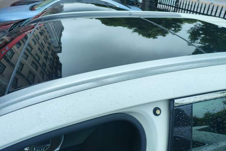 Used Mercedes-Benz GLC 2022 Refreshed GLC 300 L 4MATIC Dynamic Edition Roof
