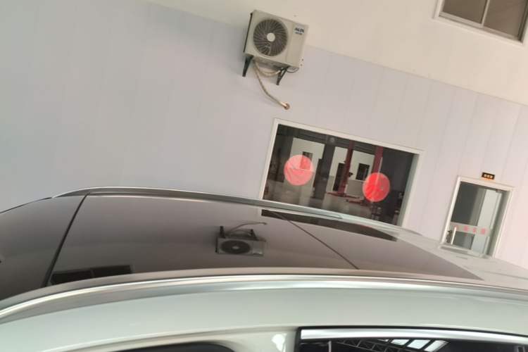 Used Mercedes-Benz GLC 2022 GLC 260 L 4MATIC Luxury Model Roof