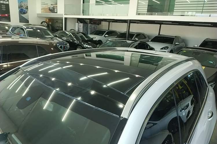 Used Mercedes-Benz GLC 2022 Second Facelift GLC 260 L 4MATIC Luxury Edition Roof