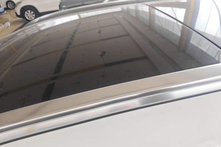 Used Mercedes-Benz GLC 2022 Refreshed GLC 300 L 4MATIC Dynamic Edition Prestige Version Roof
