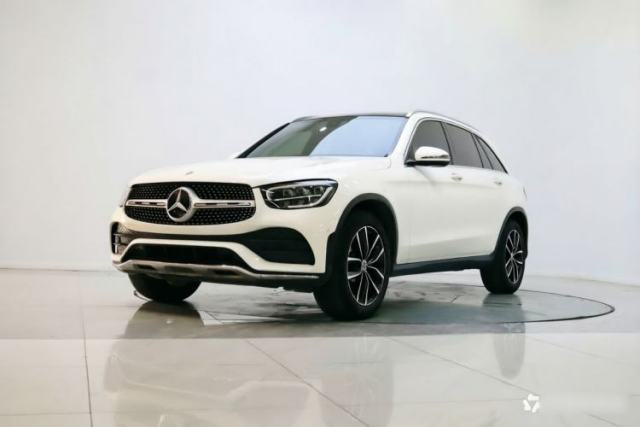 Ojetý Mercedes-Benz GLC 2022 Facelift GLC 260 L 4MATIC Luxury Edition