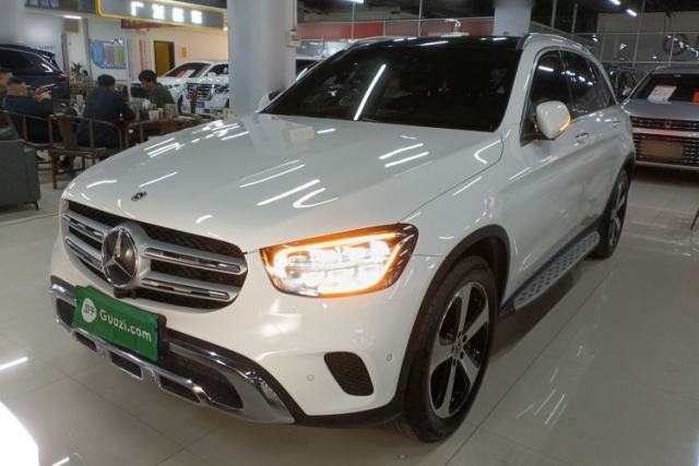 Ojetý Mercedes-Benz GLC 2022 Refreshed GLC 260 L 4MATIC Dynamic Edition