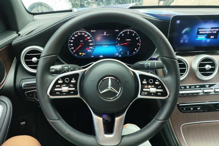 Used Mercedes-Benz GLC 2022 Refreshed GLC 300 L 4MATIC Dynamic Edition Steering Wheel