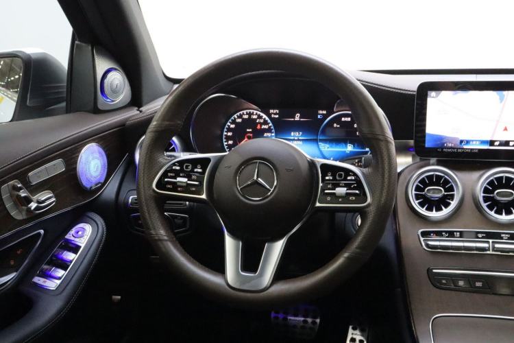 Used Mercedes-Benz GLC 2022 Second Facelift GLC 260 L 4MATIC Luxury Edition Steering Wheel