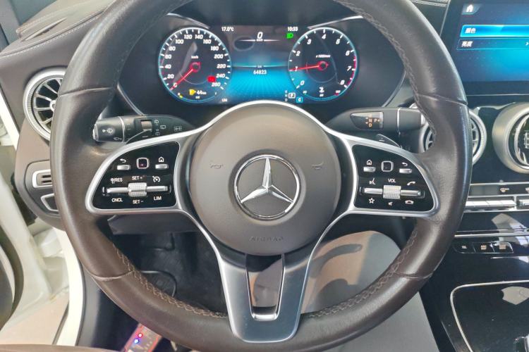 Used Mercedes-Benz GLC 2022 Facelifted GLC 260 L 4MATIC Dynamic Edition Steering Wheel