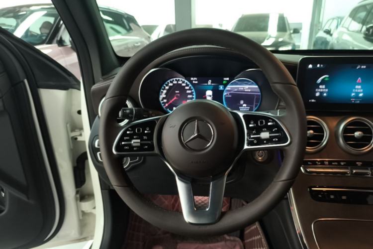 Used Mercedes-Benz GLC 2022 GLC 260 L 4MATIC Luxury Model Steering Wheel