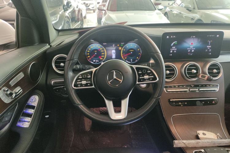 Used Mercedes-Benz GLC 2022 Facelifted GLC 300 L 4MATIC Luxury Edition Steering Wheel
