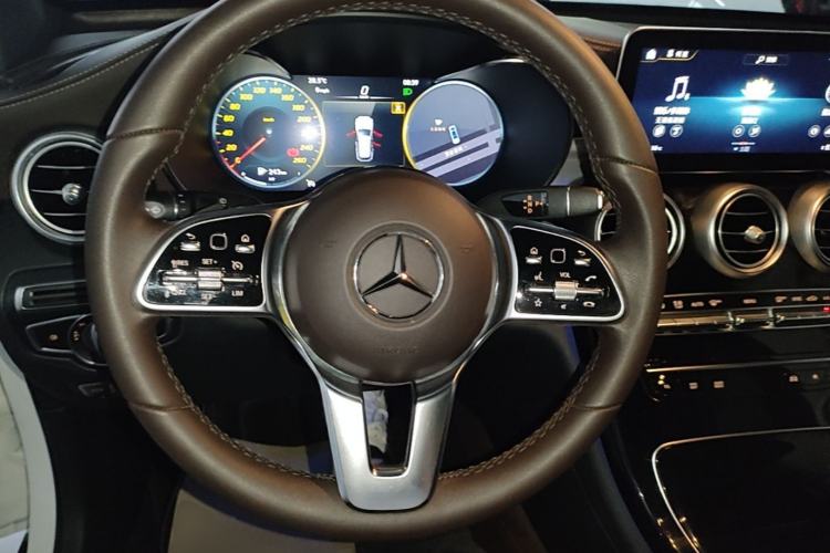 Used Mercedes-Benz GLC 2022 Facelifted GLC 260 L 4MATIC Dynamic Edition Steering Wheel