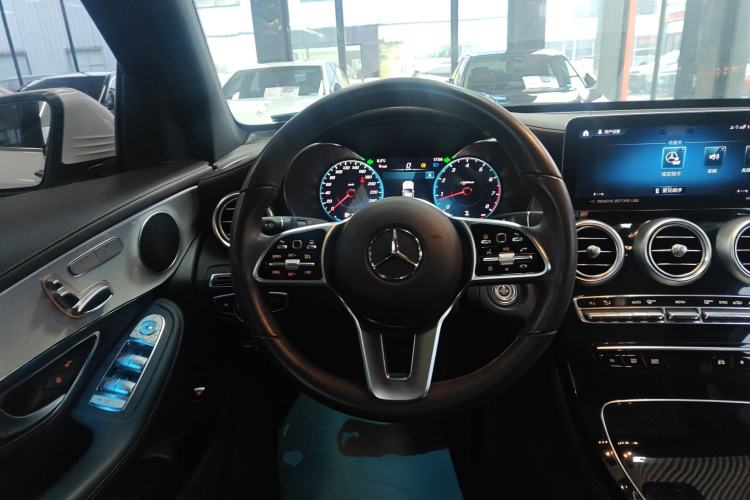 Used Mercedes-Benz GLC 2022 Facelifted GLC 260 L 4MATIC Dynamic Edition Steering Wheel