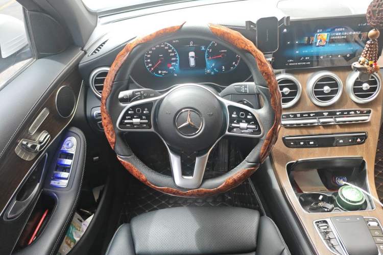 Used Mercedes-Benz GLC 2022 Refreshed GLC 300 L 4MATIC Dynamic Edition Prestige Version Steering Wheel