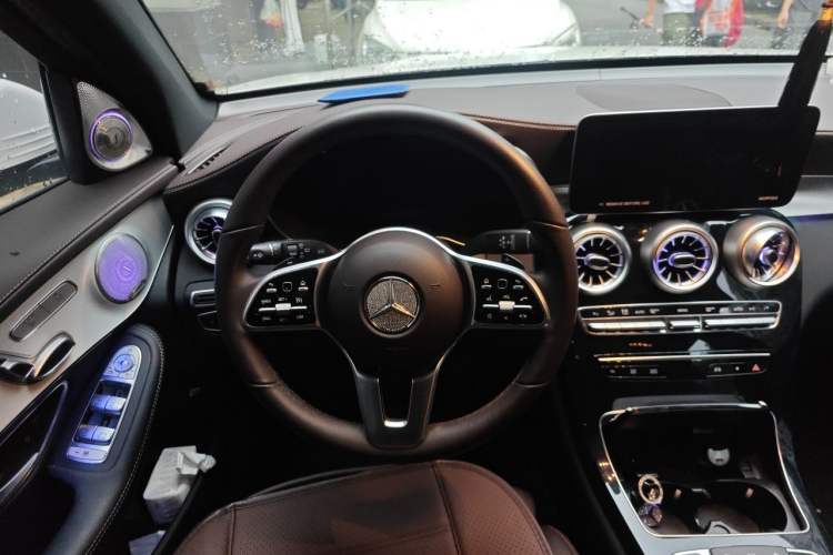Used Mercedes-Benz GLC 2022 Facelifted GLC 260 L 4MATIC Dynamic Edition Steering Wheel