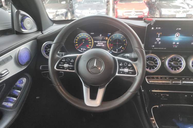 Used Mercedes-Benz GLC 2022 Second Facelift GLC 260 L 4MATIC Dynamic Edition Steering Wheel