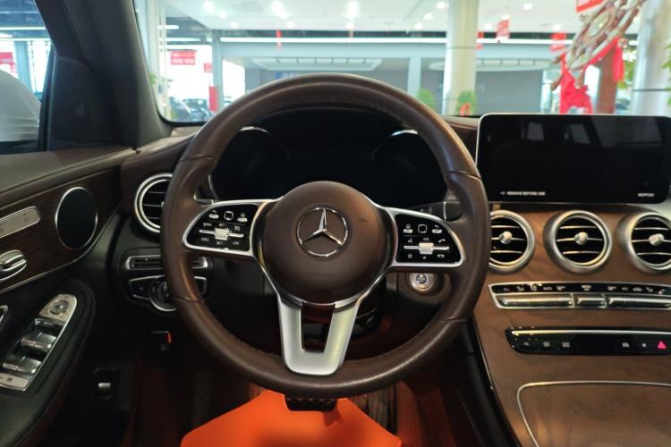 Used Mercedes-Benz GLC 2022 Refreshed GLC 300 L 4MATIC Dynamic Edition Steering Wheel