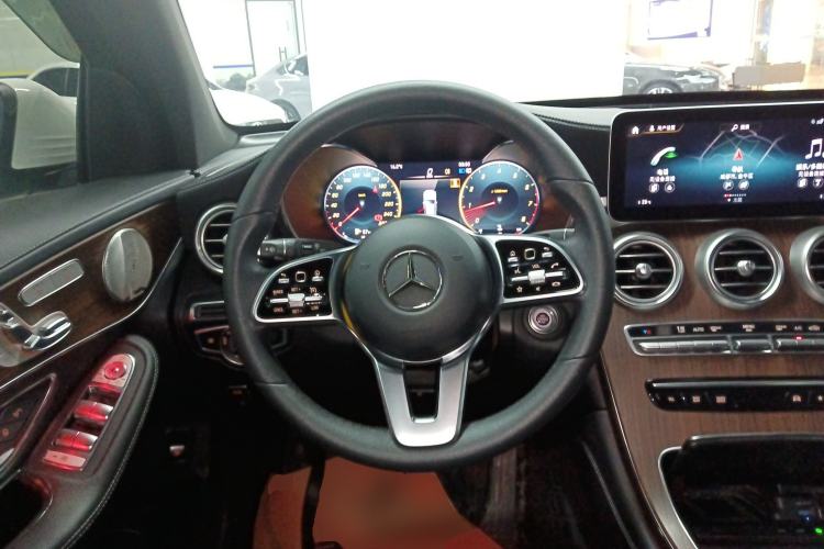 Used Mercedes-Benz GLC 2022 GLC 300 L 4MATIC Dynamic Model Steering Wheel