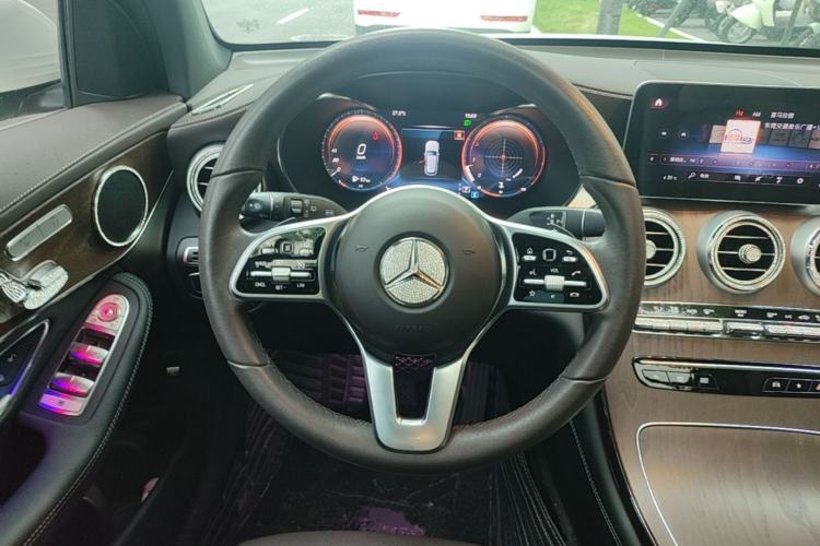 Used Mercedes-Benz GLC 2022 GLC 300 L 4MATIC Dynamic Edition Prestige Model Steering Wheel