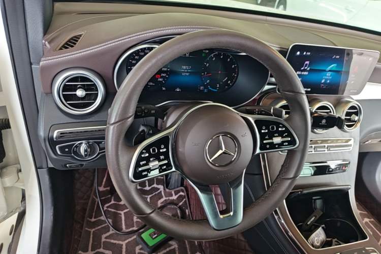 Used Mercedes-Benz GLC 2022 GLC 300 L 4MATIC Dynamic Edition Prestige Model Steering Wheel