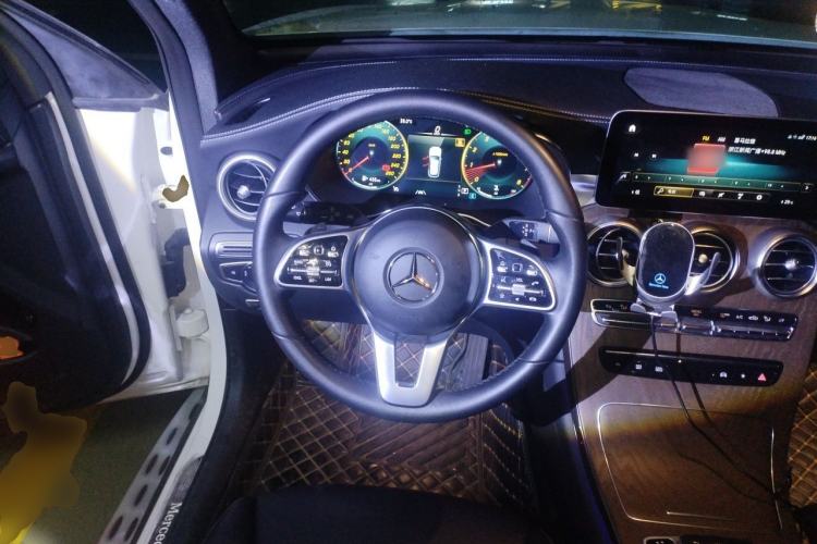 Used Mercedes-Benz GLC 2022 GLC 300 L 4MATIC Dynamic Edition Prestige Model Steering Wheel