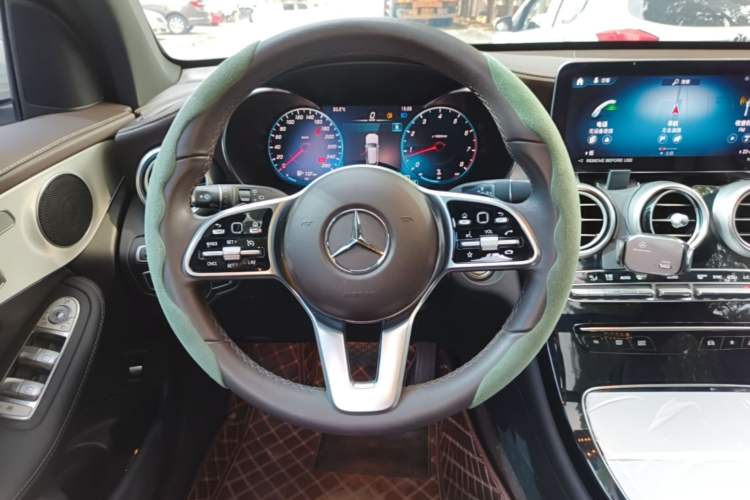 Used Mercedes-Benz GLC 2022 Facelifted GLC 260 L 4MATIC Dynamic Edition Steering Wheel