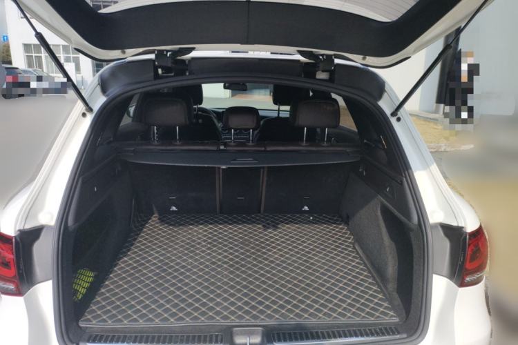 Used Mercedes-Benz GLC 2022 Refreshed GLC 300 L 4MATIC Dynamic Edition Trunk