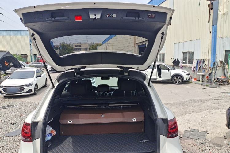 Used Mercedes-Benz GLC 2022 Refreshed GLC 300 L 4MATIC Dynamic Edition Prestige Version Trunk