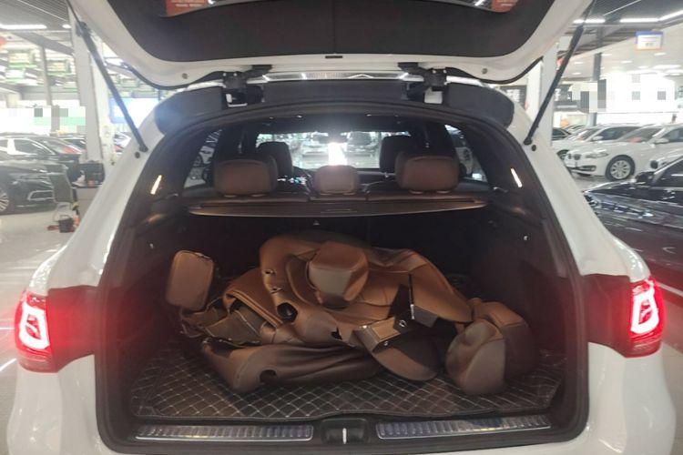 Used Mercedes-Benz GLC 2022 Refreshed GLC 300 L 4MATIC Dynamic Edition Prestige Version Trunk